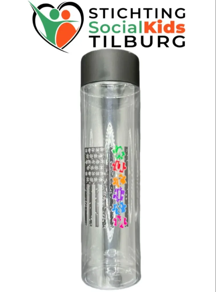 waterfles met witte dop