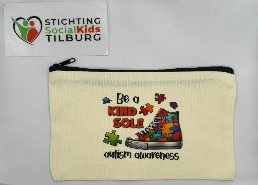 Etui "Be a Kind Sole"